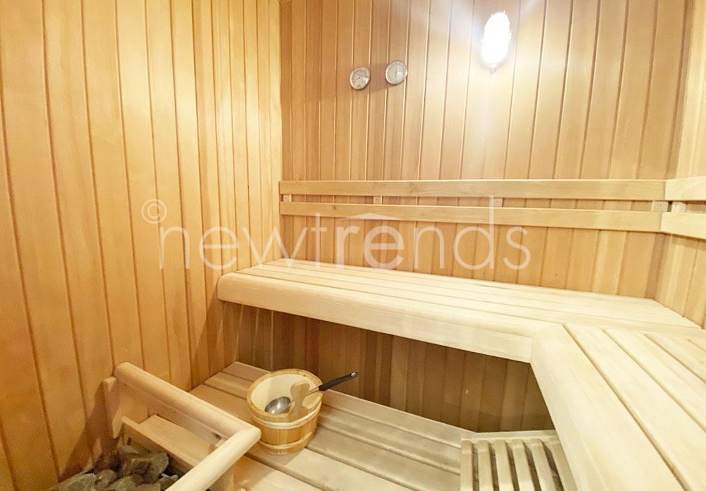 affittasi esclusivo attico a due passi dal centro con ampia terrazza e sauna privata a lugano: foto sauna in appartamento