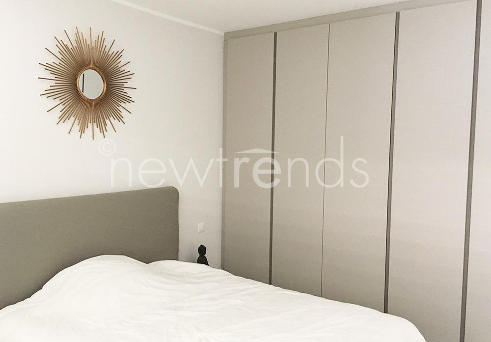 vendesi ampio appartamento di design con terrazza a muggio: foto camera da letto