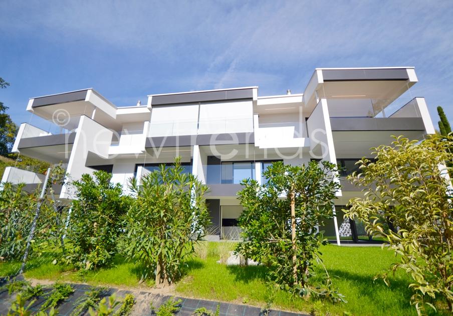 vendesi moderno appartamento con ampio giardino a montagnola: foto esterno immobile