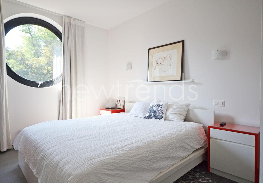 affittasi elegante appartamento arredato a lugano: foto camera da letto